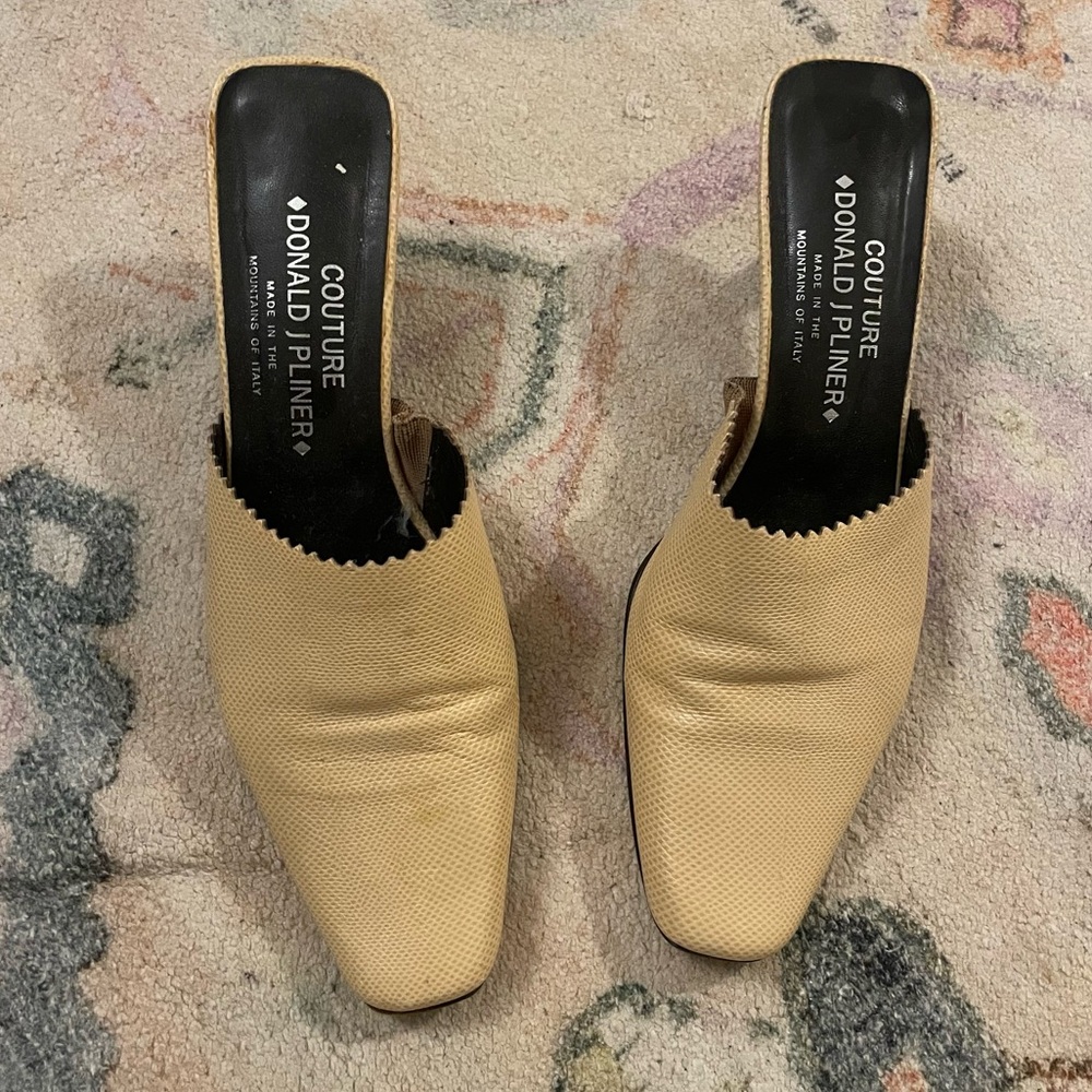 Vintage Couture Donald J Pliner leather embossed mules, size 8